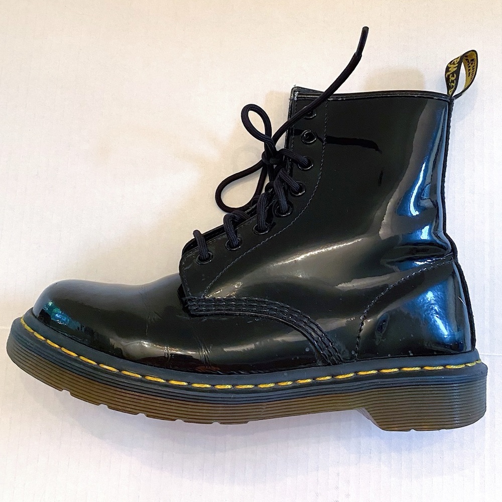 Dr. Martens 1460 Patent Leather Lace Up Boots EUC - Picture 6 of 16